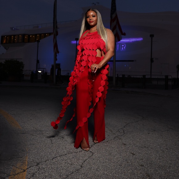 AKIRA Tops - AKIRA Red Statement Crop Top